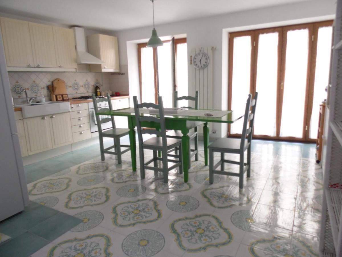 A Casa Di Monica Lejlighed Pozzuoli Eksteriør billede