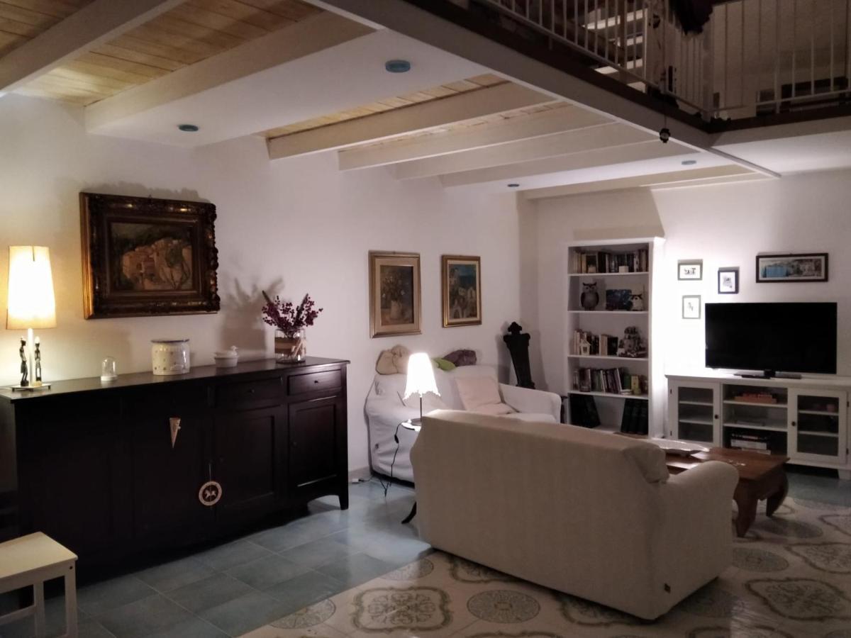 A Casa Di Monica Lejlighed Pozzuoli Eksteriør billede