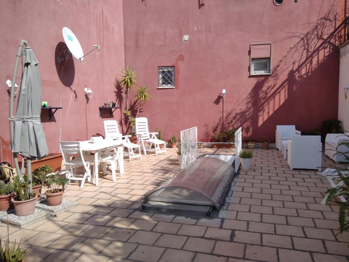 A Casa Di Monica Lejlighed Pozzuoli Eksteriør billede